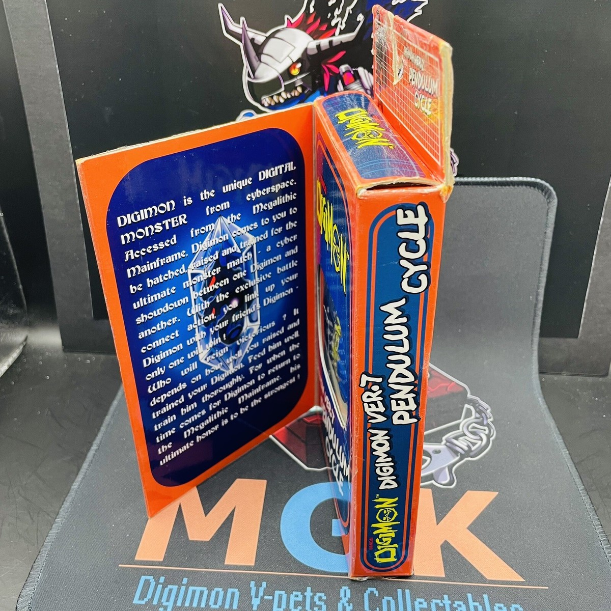 Digimon Version 7 V-Pet Boxed Pendulum Circle 2003 Ver.7 Digivice