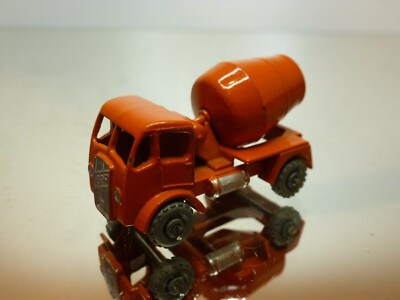 MATCHBOX LESNEY 26 ERF TRUCK CONCRETE MIXER - ORANGE - GOOD CONDITION - 495