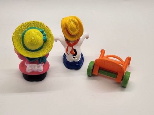 2.5" Tall McDonalds Happy Meal Toy PEANUTS Farm Snoopy Charlie Brown Figure - Picture 2 of 3