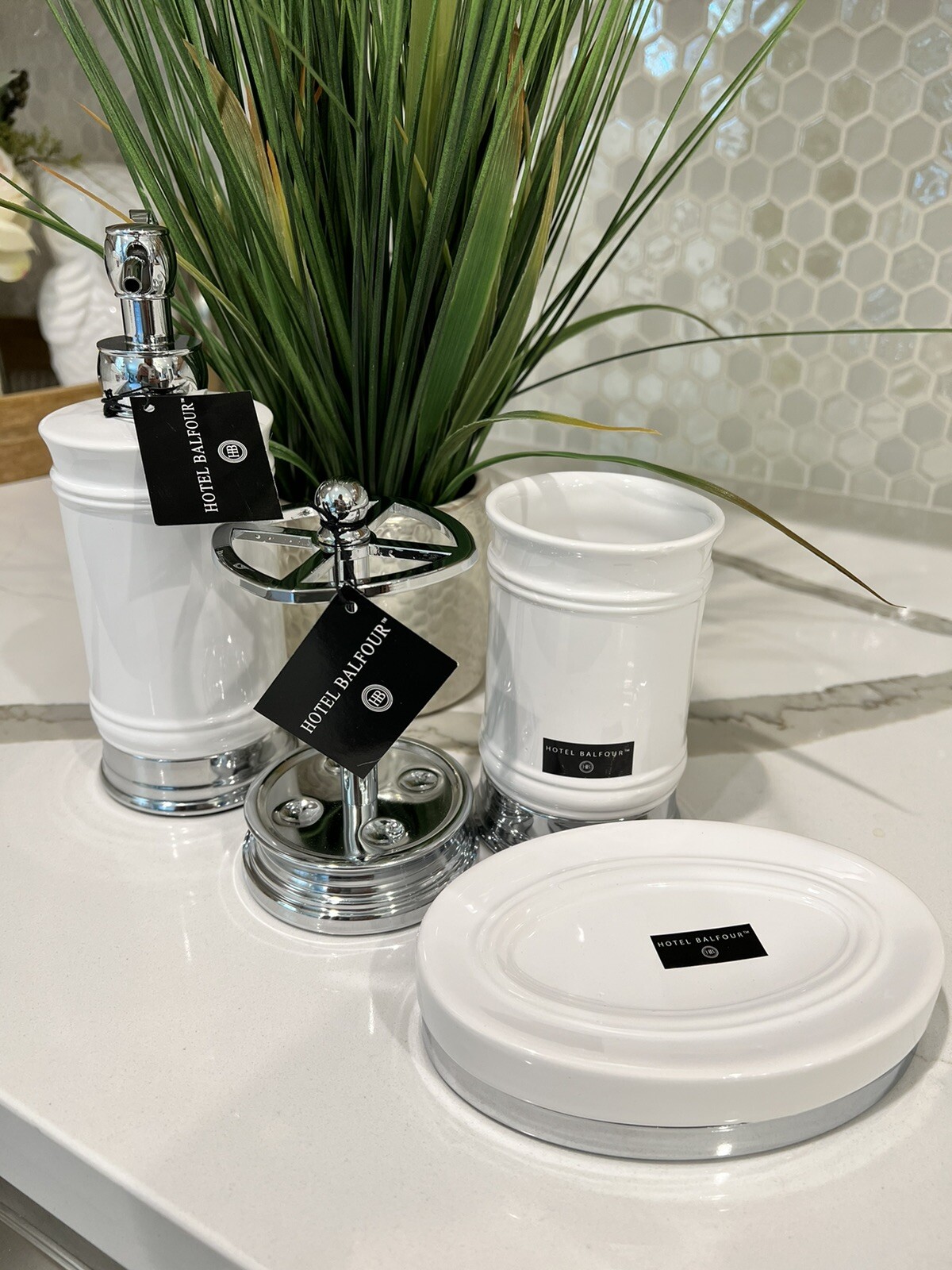 Hotel Balfour Traditional Bathroom 4 Piece Set NWT eBay