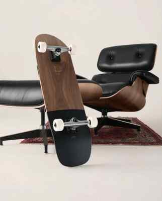 Globe LIMITED EDITION 32'' Eames Lounge Cruiser Walnut/Black Skateboard Complete