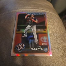 2024 Topps Base Set Series 2#657 Luis García Rainbow Foil - Washington Nationals