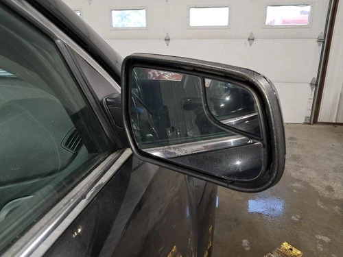 Used Right Door Mirror fits: 2012 Gmc Terrain Power paint to match opt DL8 Right