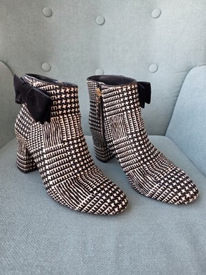 kate spade new york Geometric Bow Ankle Boots Black White Leather 6.5