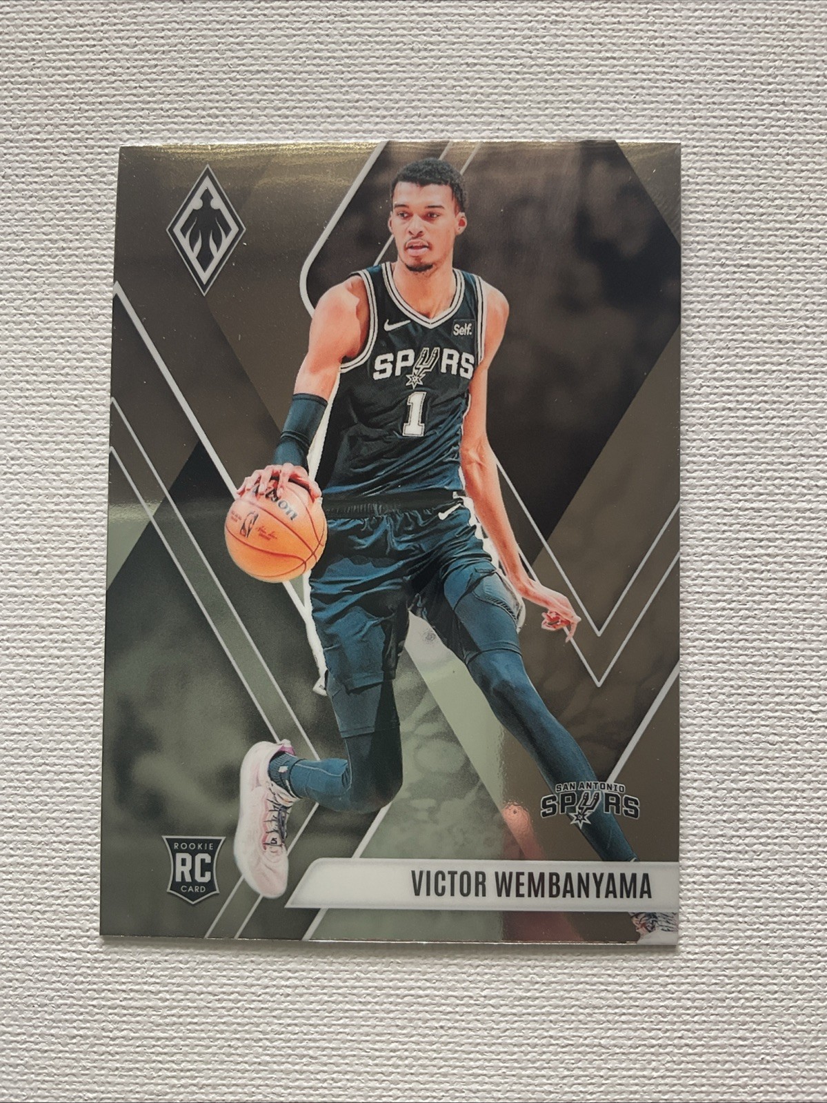 2023-24 Panini Phoenix - Rookies Victor Wembanyama #256 Silver (RC)