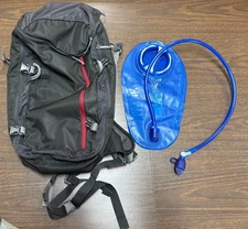 Camelbak SnoBlast Hydration Backpack Travel/ Hiking W/Bladder