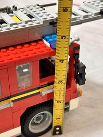 LEGO CREATOR: Fire Rescue (6752) Fire Truck READ DESCRIPTION