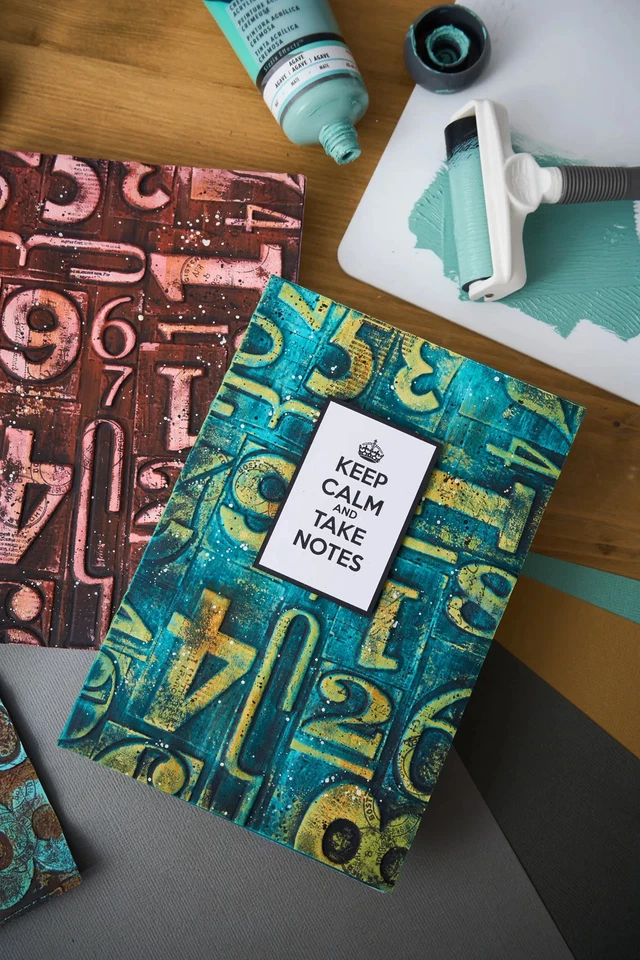 Sizzix 3-D Texture Fades Embossing Folder Numbered Large/A5 by Tim Holtz  : Octo - Image 4 of 4