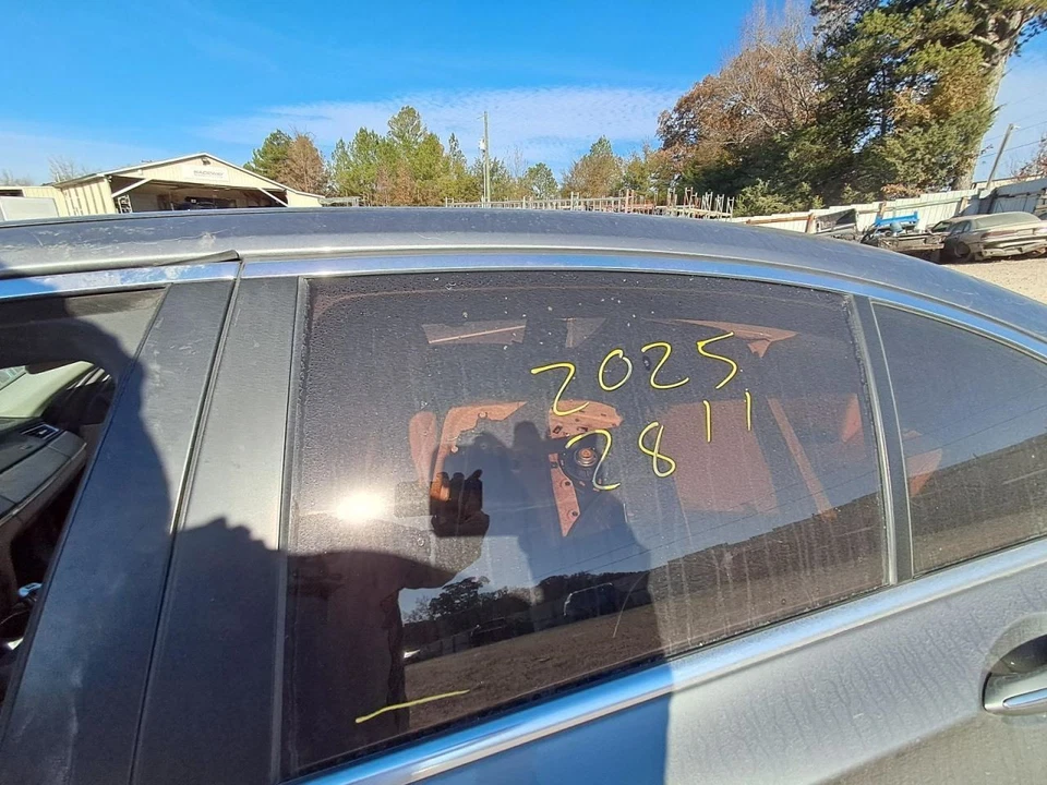 Passenger Headlight Adaptive Headlamp Control Xenon Fits 13-15 BMW 740i 2650940 - Imagem 3 de 4