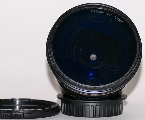 Canon EF 20-35mm f/3,5-4,5 - Picture 4 of 8