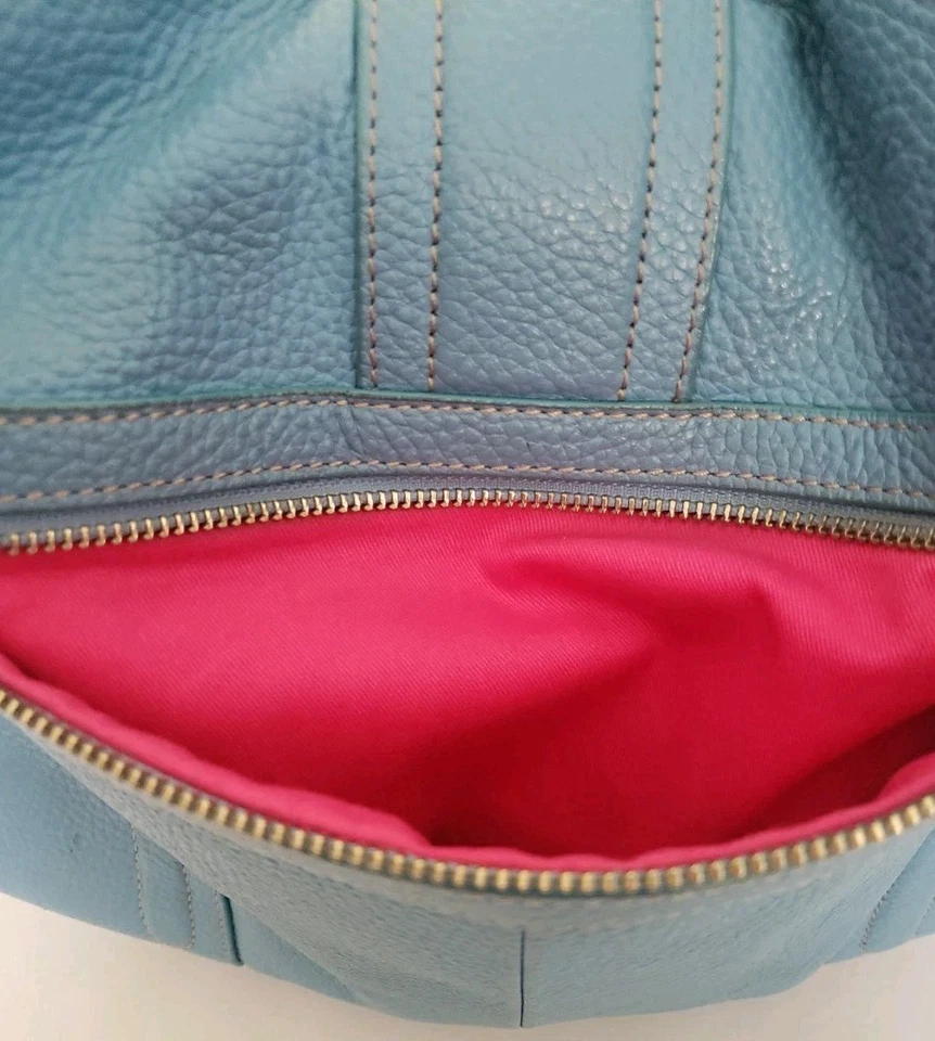 MAXXIMUM New York Beautiful Blue LEATHER Handbag Hot Pink Interior Silver... - Image 4 of 4