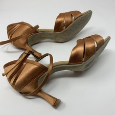 Ray Rose Latin Ballroom Dance Shoes US Sz 7. 5 - 3  flared heel preowned