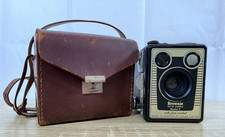 Kodak Brownie Six-20 Model E Box Camera Leather Case 1950s England 620 Film