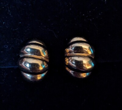 Vintage Estate Signed Ciner Chunky Gold Tone Clip On Earrings Hoop/Huggie Style