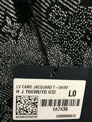 LOUIS VUITTON CAMO JACQUARD T SHIRT - SIZE LARGE - 1A7X36 - 100