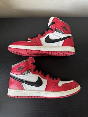 Size 2.5 (PS) - Air Jordan 1 Retro High OG PS Chicago Lost & Found