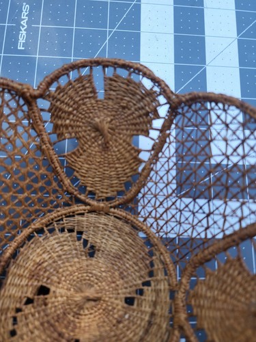 Antique Basket 7” x 1.75” Wire Frame With Intricate Caning Weaving Details wall - Picture 3 of 9