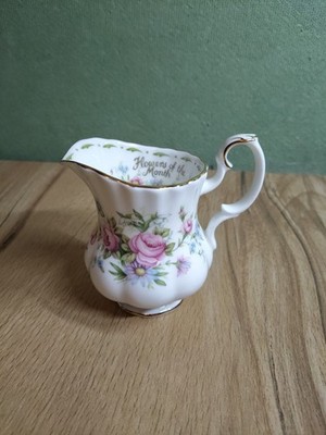 Royal Albert Flowers Of The Month Milchkännchen Bone China kleine Kanne 9,5 cm hoch 1984