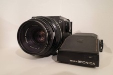 ZENZA BRONICA ETR  ZENZANON 75mm F2.8  AE Finder E   Clean / Minor Haze 1828