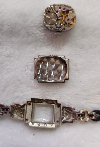 OROLOGIO DA DONNA VINTAGE HAMILTON ORO BIANCO 14K E 28 DIAMANTI CON CINTURINO IN CORDA FUNZIONANTE - Foto 9 di 16