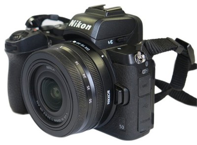 Nikon Z 50 20,9 Mpx mit Nikon Z DX 16-50mm, spiegellose Systemkamera - schwarz