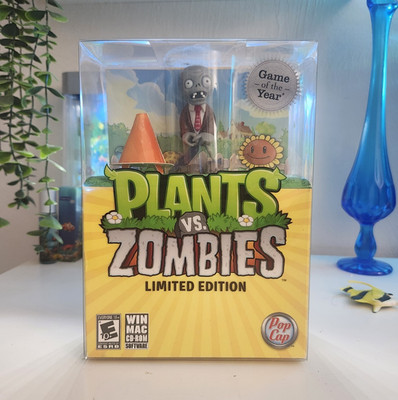PopCap Plants vs. Zombies With Figure Limited Edition Game of the Year 2012