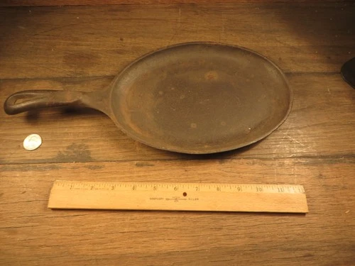 VINTAGE WAGNER WARE SIDNEY O SIZZLE SERVER OVAL 1095 B