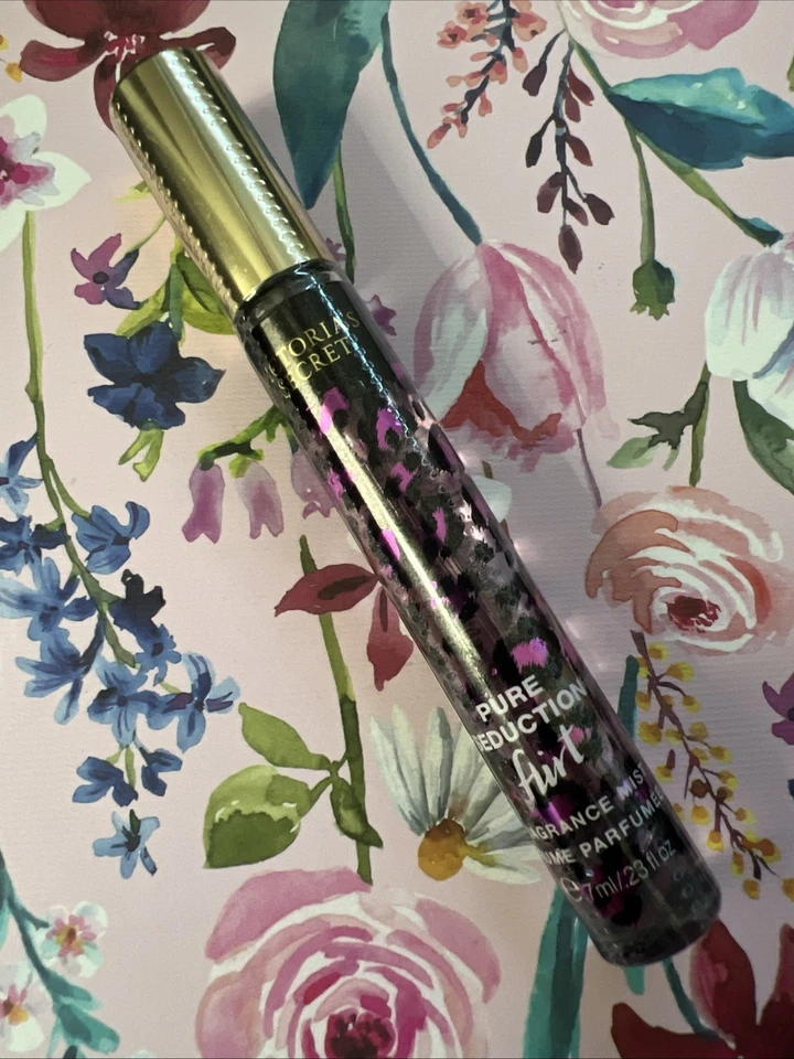 Victoria’s Secret Pure Seduction Flirt Eau de Parfumée fragrance mist 0.23fl.oz - Image 2 of 3