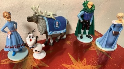 Disney's Frozen 2 Figure Statues 4.5'' Height Set of 5 Incl Elsa! Great Toy Gift!