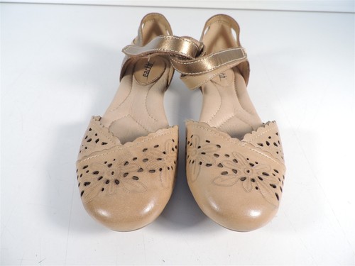 Earth Belltower Perforated Adjustable Leather Sandals Sand Metallic Size 6 B New - Picture 2 of 6