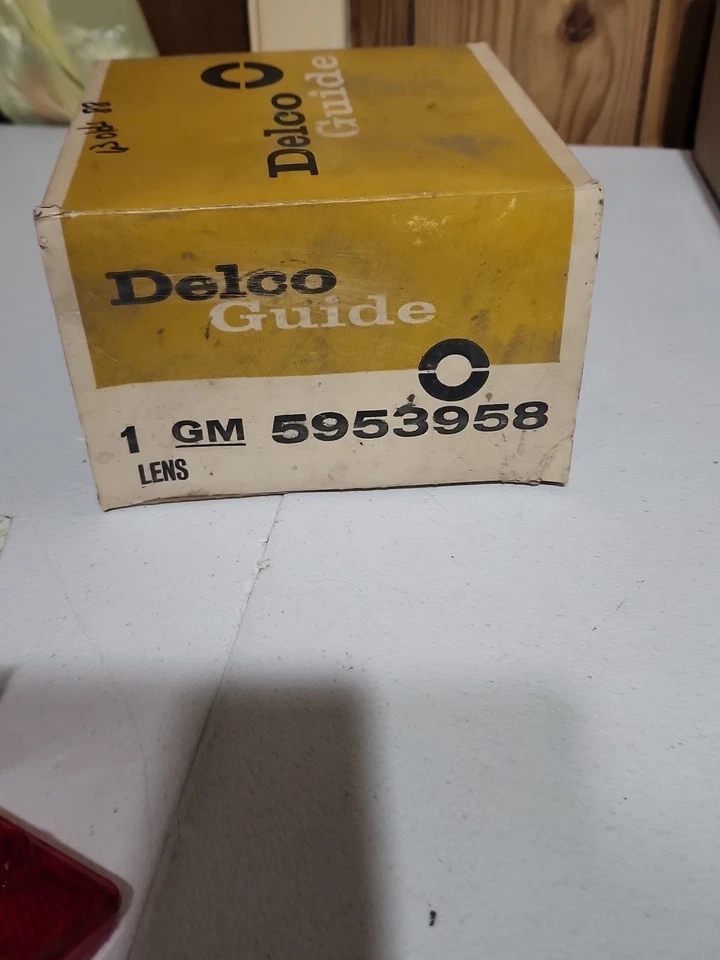 1963 Oldsmobile 88 Super 88 NOS GM RH пассажирский задний фонарь объектив 5953958 OEM - Изображение 3 из 4