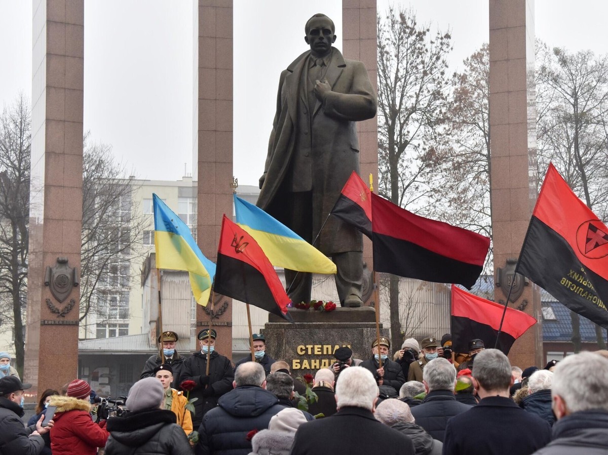 Bandiera Ucraina Bandiera Dellucraina A Forma Di Simbolo Di Pace Blu E Giallo Splendente - Foto 13