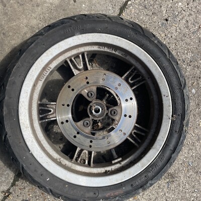   PEUGEOT KISBEE 50CC VORDERRAD UND REIFEN MIT SCHEIBE 2008-2017 VERSANDKOSTENFREI  