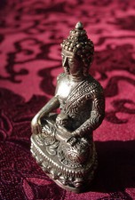 Ancienne Très Fine Petite Statue Miniature De Bouddha En Argent Du Tibet