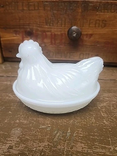 Vintage Hazel Atlas White Opaque Milk Glass Hen On Nest HON Chicken Basket