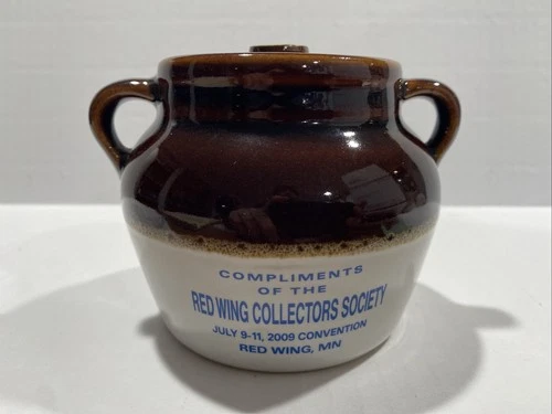 2009 Red Wing Collectors Society Convention Commerative Lidded Bean Pot