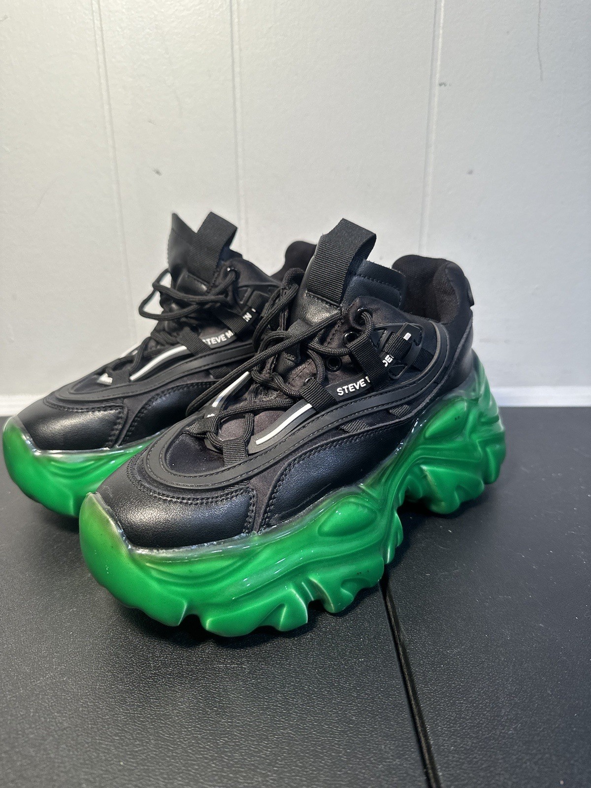 Steve Madden Revel Women's Athletic Black Green Size 7M Rare Raver EDM EDC