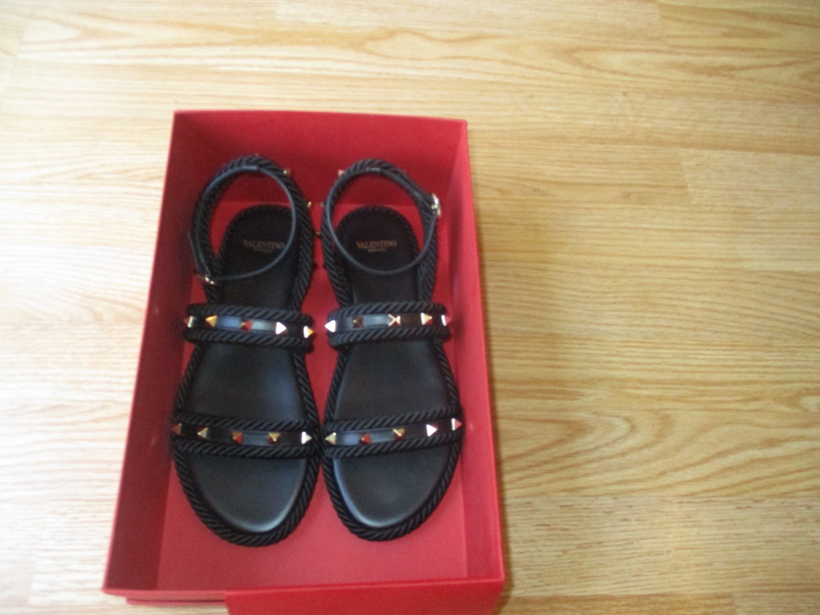 $850 Valentino Garavani Rockstud Leather Torchon Rope Trim Sandals 37 US 7 NIB thumbnail 12