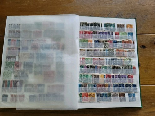 France, Portugal And Some Netherlands Stamps On An Album - 第 21/24 張圖片