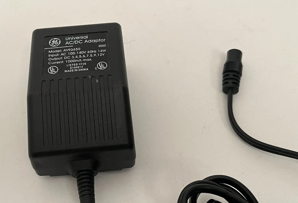 GE Universal AC Adaptor Battery Eliminator Model AV93650 Output: DC 3V-12V - Image 4 of 4