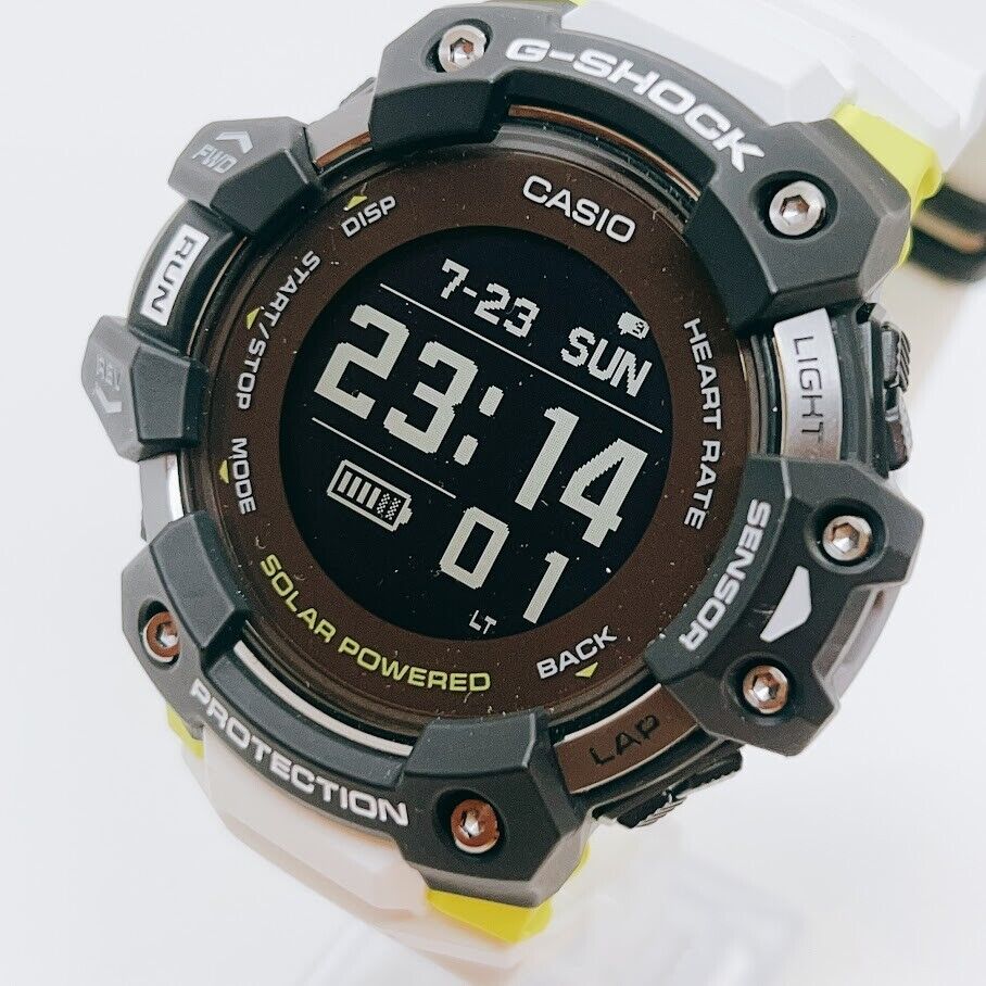 CASIO G-SHOCK GBD-H1000-1A7JR G-SQUAD Step Tracker Bluetooth Solar Black  White