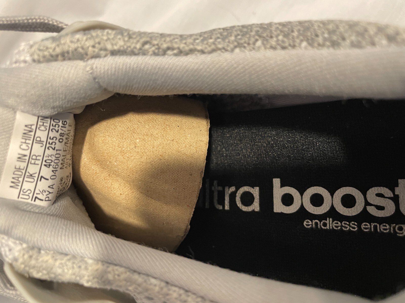 adidas Ultraboost 2.0 Mens 7.5 Clear Onix BB6057 New without Original Box image 7