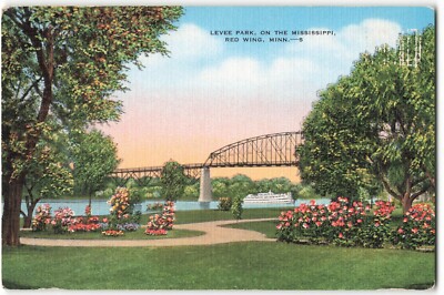 Postcard Levee Park, On The Mississippi, Red Wing, Minnesota VTG ME3.