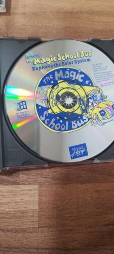 The Magic School Bus Explores The Solar System PC CD-ROM Game 1994 Scholastic - Picture 3 of 7