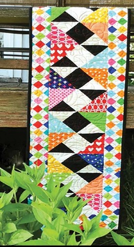 Steppin' Up Table Runner Quilting Pattern - Picture 2 of 2