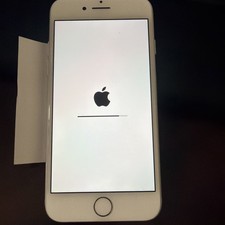 Apple iPhone 7 - 32 GB - Silver Unlocked