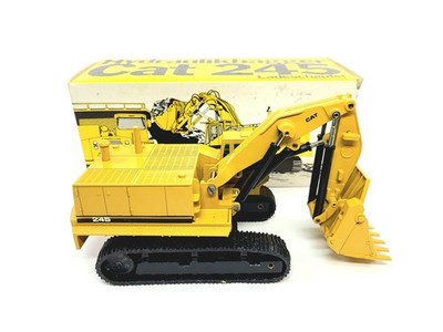 Caterpillar Cat 245 Front Shovel - NZG 1:50 Scale Diecast Model