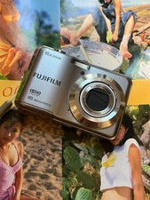 Fujifilm Finepix AX550 5x optical Zoom 16MP HD Movie Digital Camera-English