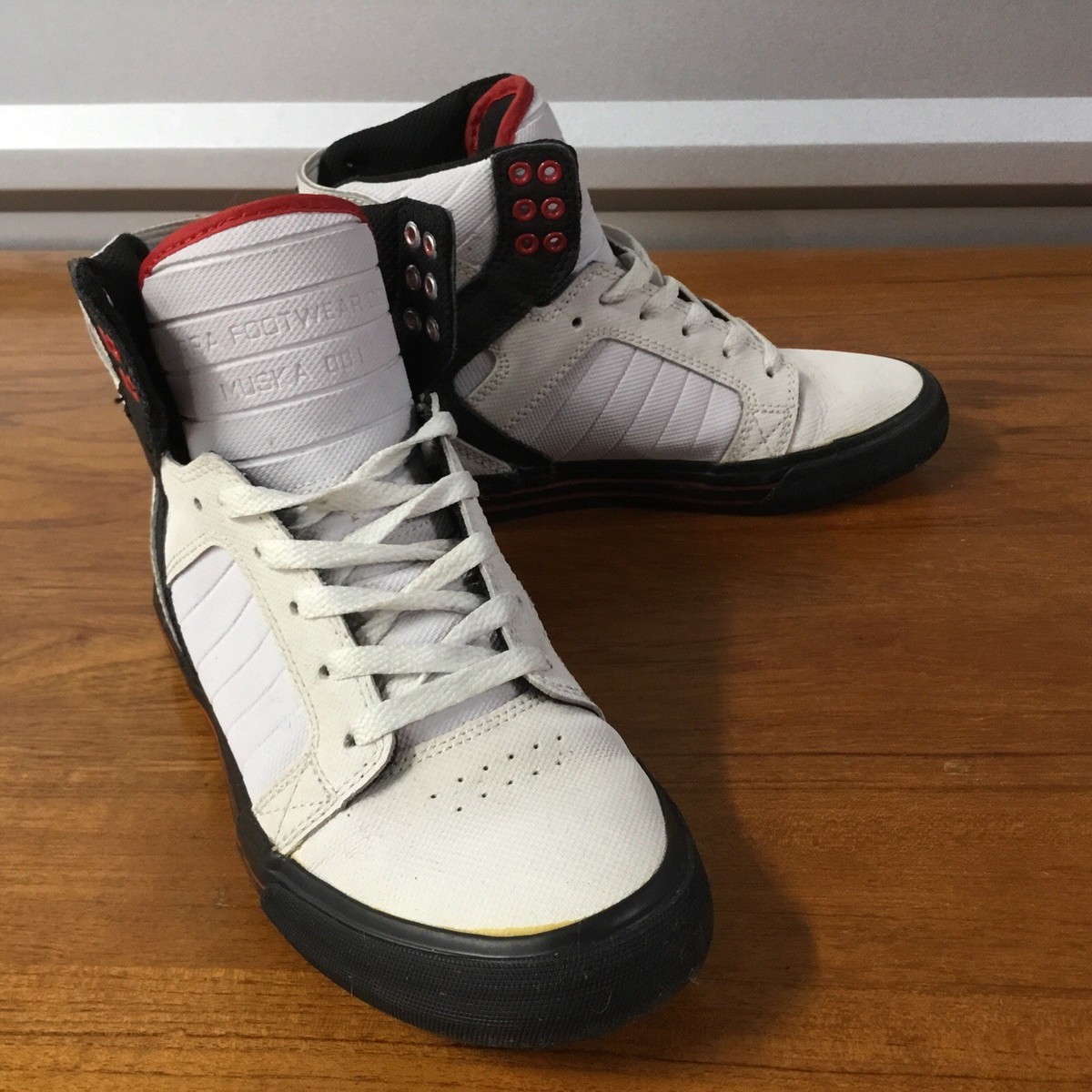Muska 001 Mens Supra High Top Shoes Supra Muska 001 Skytop White