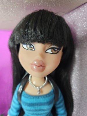 Bratz Doll Jade Wearing Feather Rageous Dress, Jewelry and Black Cat Back Pack